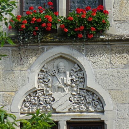 Ludgerusrelief am Rathaus