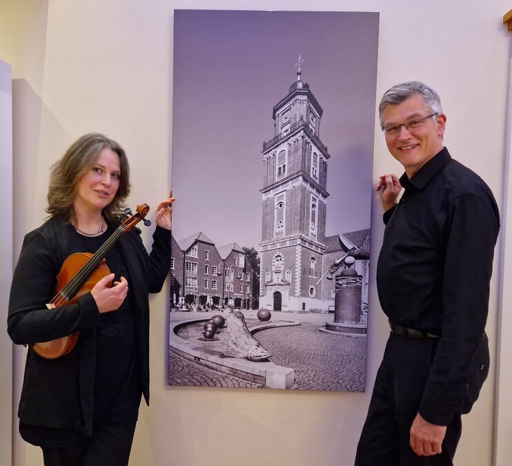 Aroa Sorin und Henning Lucius